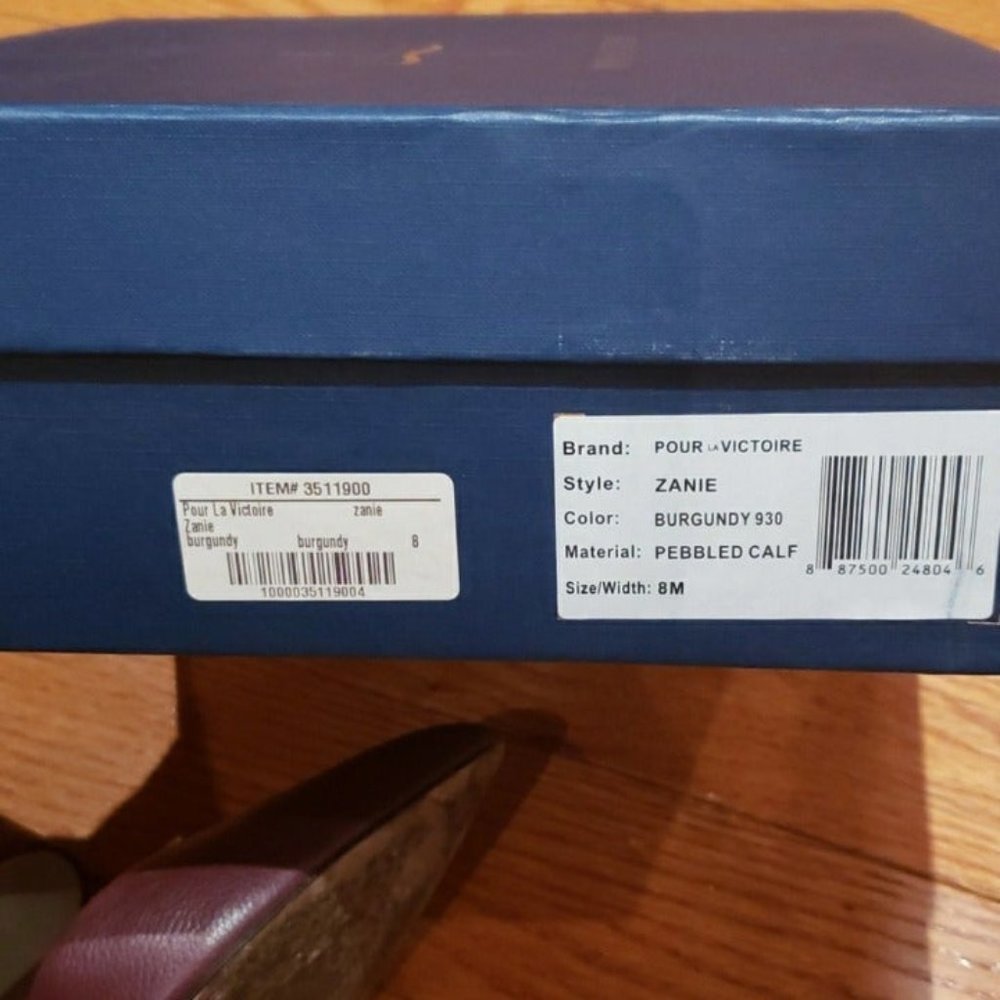Burgundy Color Pour La Victoire Zanie Cut-Out Pump - Picture 7 of 8